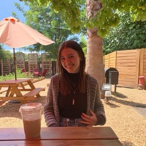 Meet your Posher, Brooke